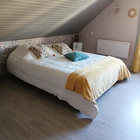 Eliane Alloggio in famiglia *