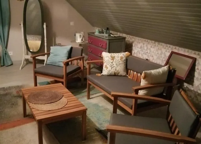 בית אירוח Eliane *